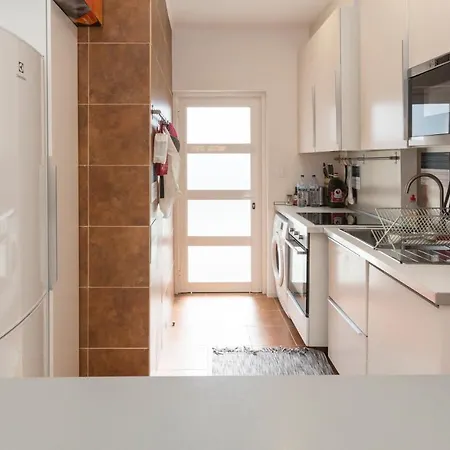 4 Bedroom Near The Beach! Apartament